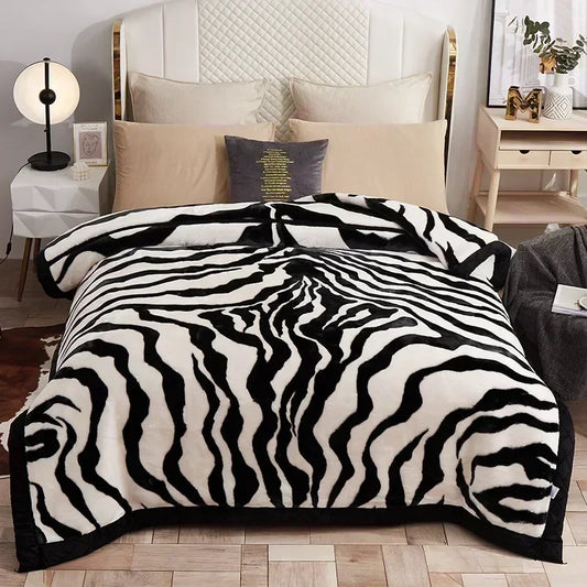 New Warm Weighted Blankets for Beds High End Thicken Warmth Raschel Blanket for Winter Autumn Double Side Plush Comforter Quilt